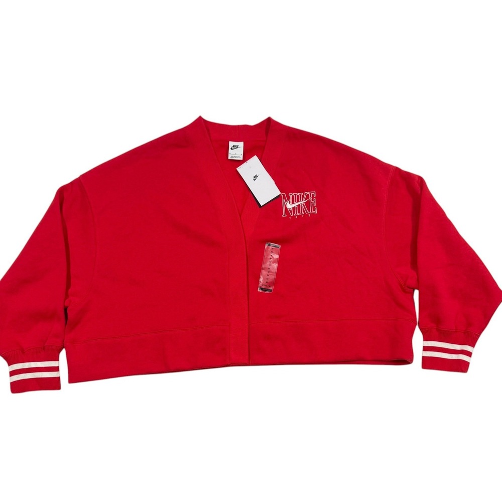 Nike Phoenix Fleece Cardigan Women Medium Red Cropped Snap Jacket HJ0946-657 NWT